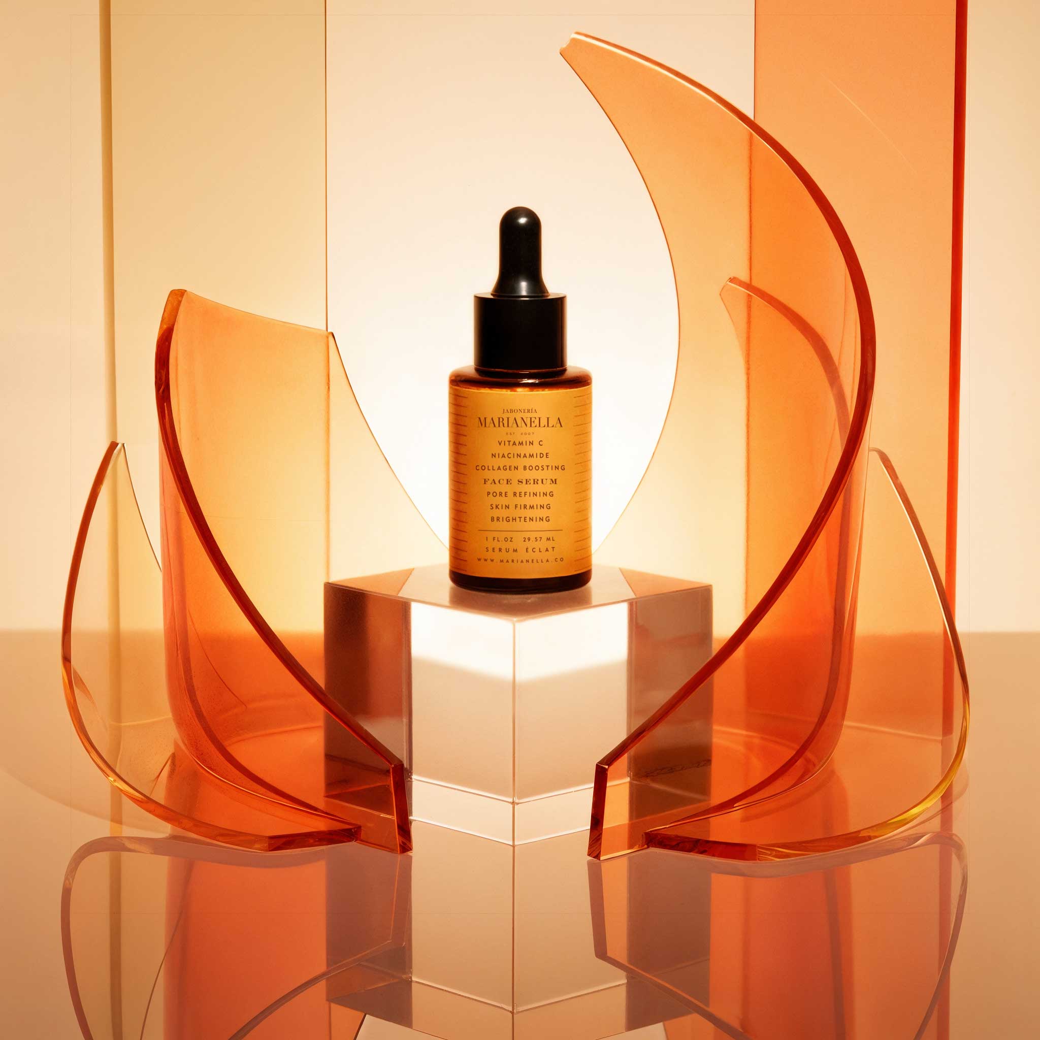 Suero facial potenciador de colágeno con vitamina C y niacinamida