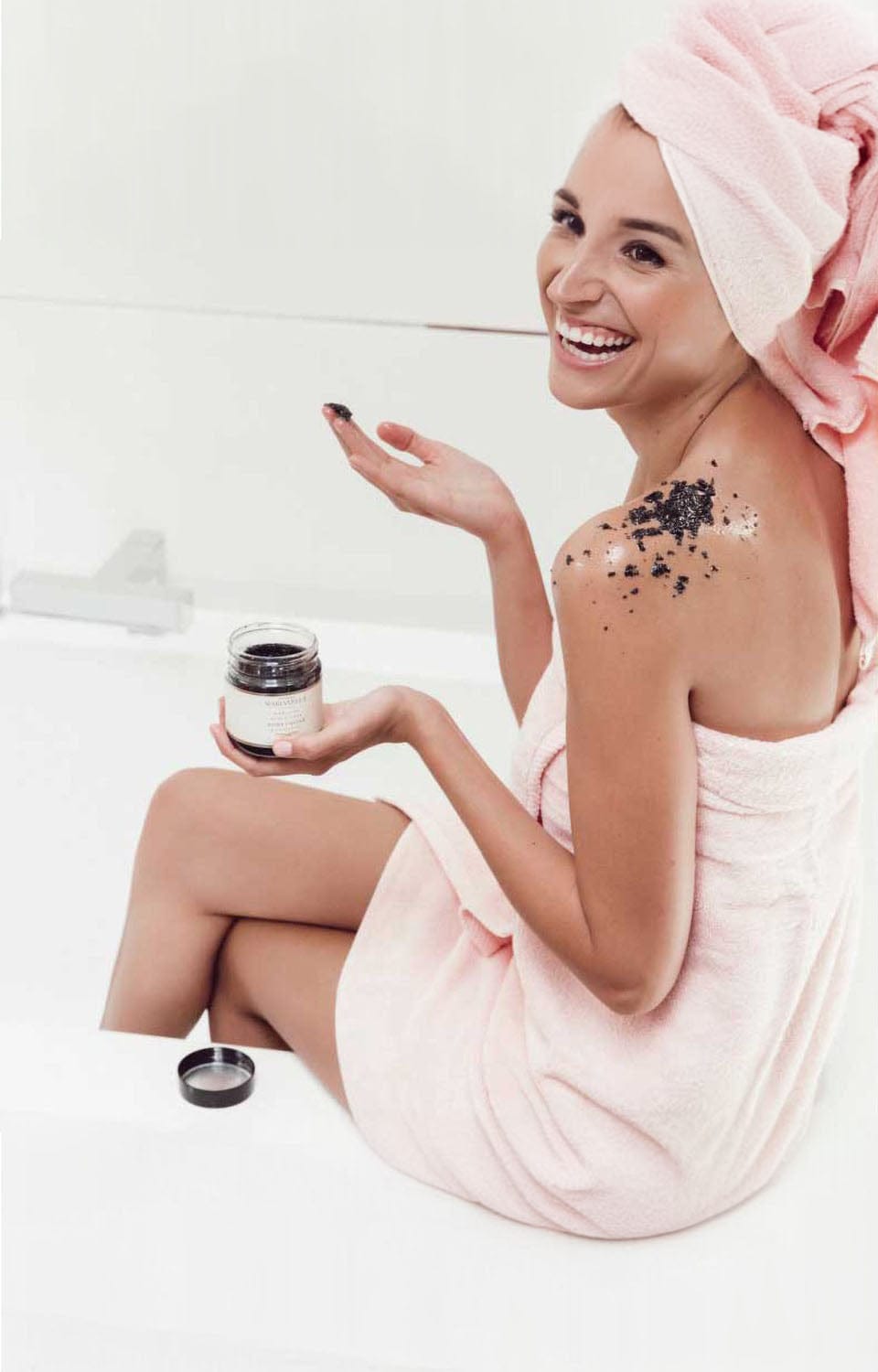 Why Coconut Oil Belongs in Your Skincare Routine (2026 Guide)